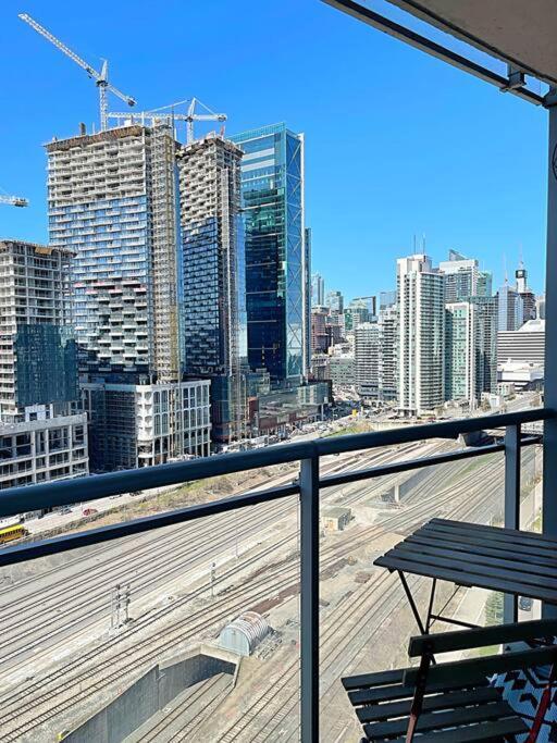 Exquisite Condos By Cn Tower- Dwtown , To Toronto Dış mekan fotoğraf